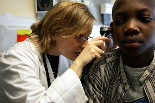 2026 Health Insurance Premiums Could See Largest Hike In 5 Years: Report