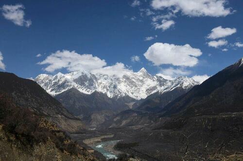 China's $167 Billion Tibetan Dam Alarms Scientists, Neighbors