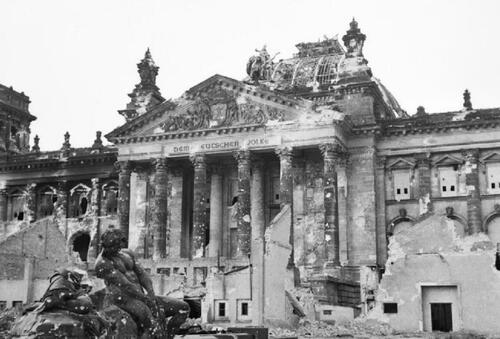 Banning Alternative Für Deutschland: A Nightmare Scenario